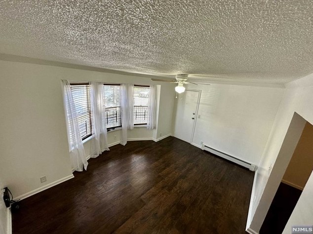 20 Highland Ave, Newark NJ  07104-1107 exterior