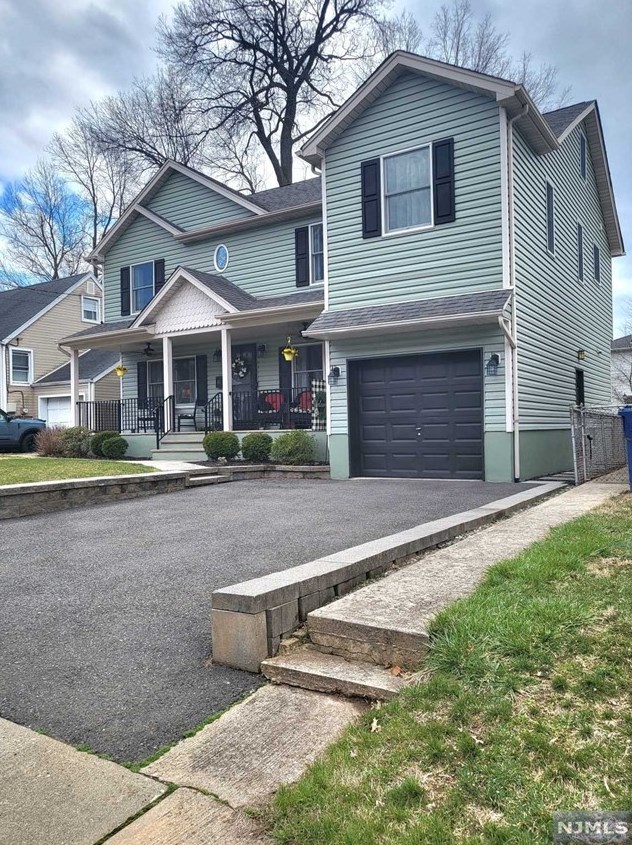41 Coolidge Pl, Hackensack, NJ 07601-1307