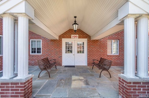 199 Union Ave #1d, Rutherford, NJ 07070