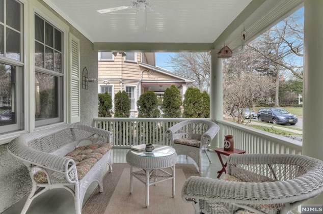 136 S Irving St, Ridgewood, NJ 07450