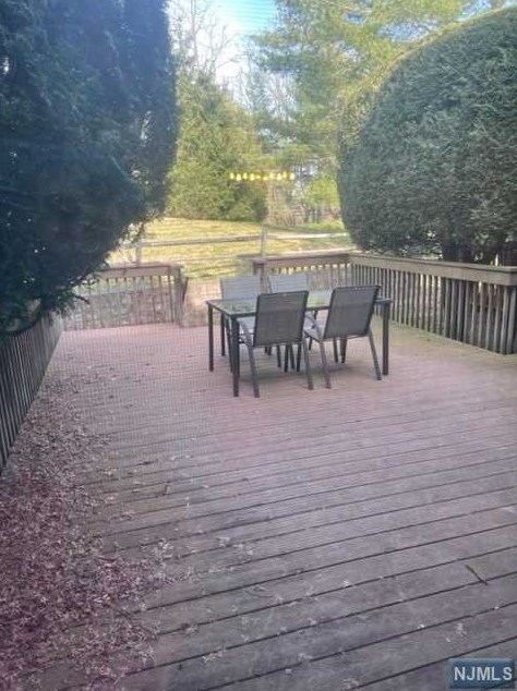 48 Wexford Dr, Mendham, NJ 07945