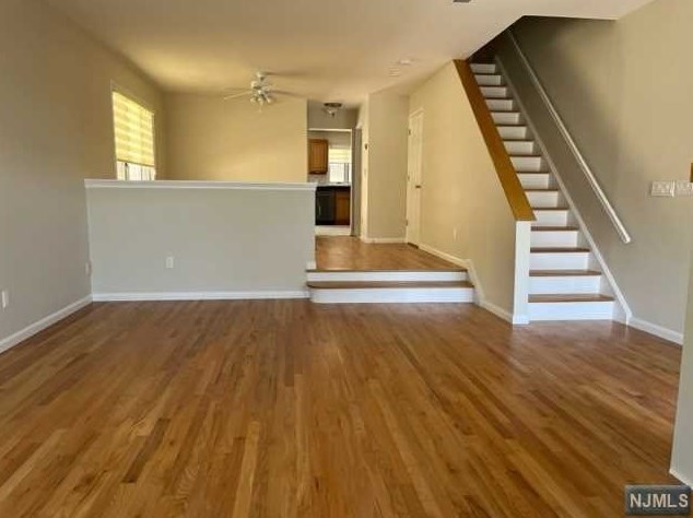 520 Glen Ave, Palisades Park, NJ 07650
