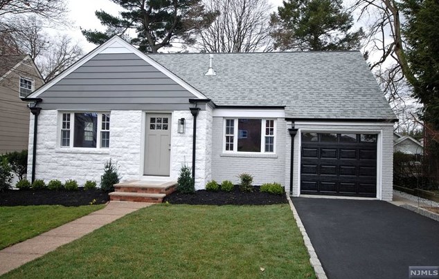 101 Bogert Rd, River Edge, NJ 07661