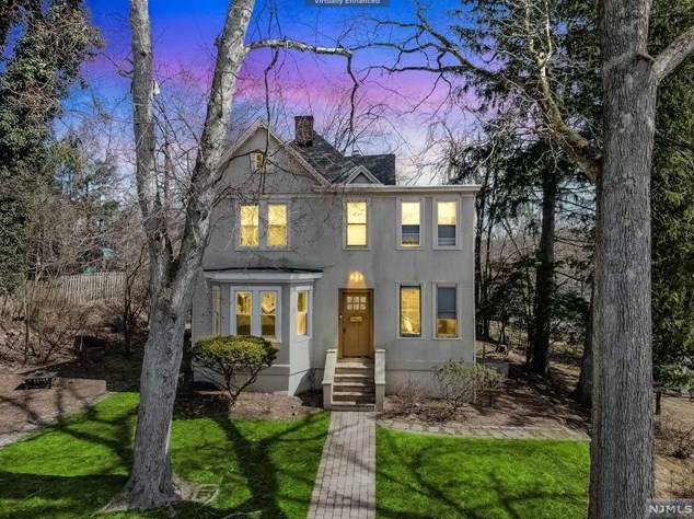18 Blanche Ave, Demarest, NJ 07627