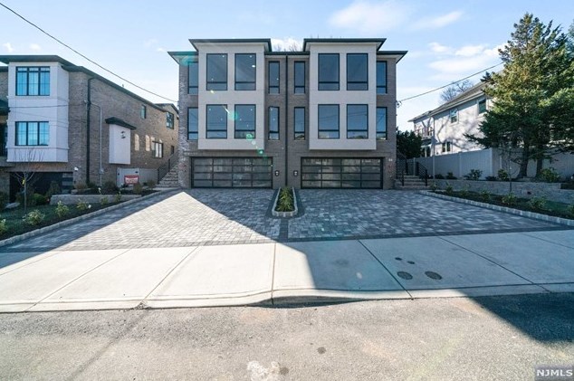 82 Columbia Ave, Cliffside Park, NJ 07010