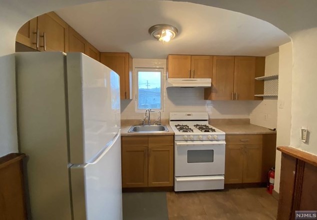 200 Walnut St, Rockleigh, NJ 07647