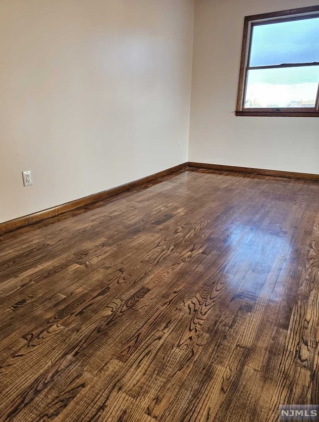 50 Franklin Pl, Rutherford NJ  07070-1753 exterior