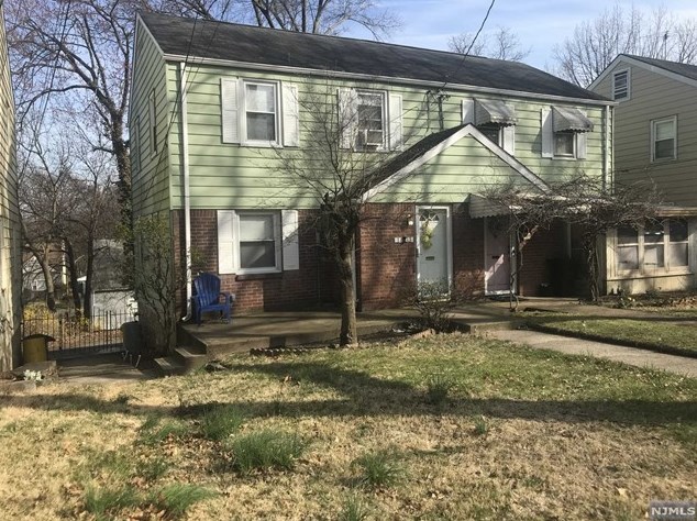 1433 Nelden Rd, Teaneck, NJ 07666