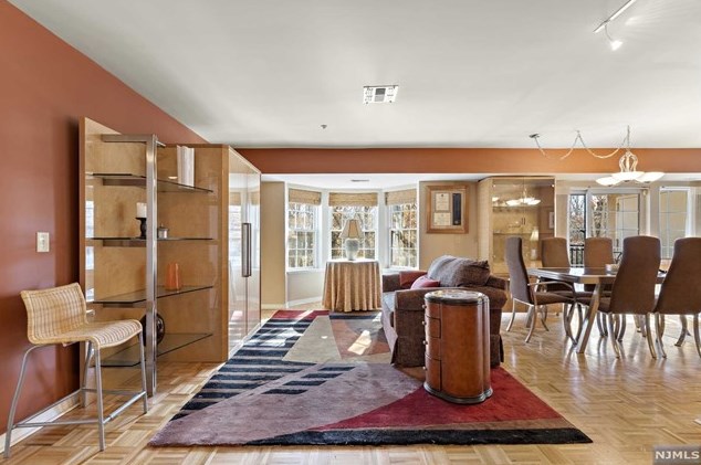 401 Dercole Ct, Norwood, NJ 07648