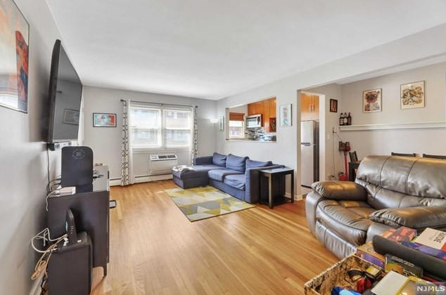1266 Teaneck Rd #11, Teaneck, NJ 07666