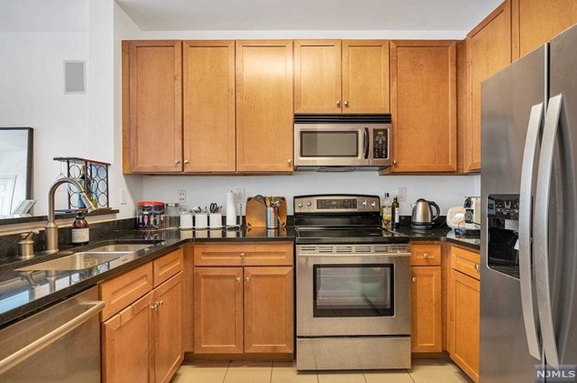 24 Ave At Port Imperial #206, West New York, NJ 07093