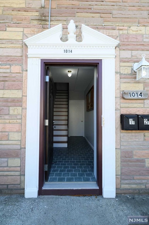 1014 Ponsi St #1, West Fort Lee, NJ 07024