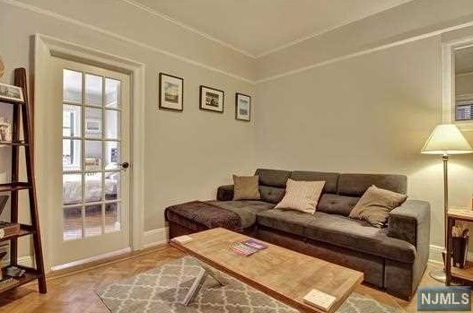 194 Kensington Ave # 205, Jersey City, NJ