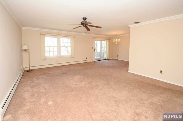 46 Crestwood Mews, Allendale, NJ 07401