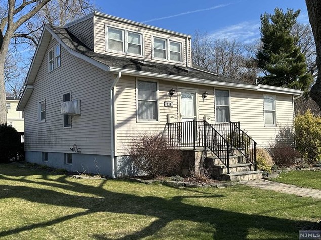 135 7th Ave, Paterson, NJ 07506