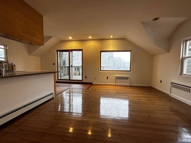 2222 Mackay Ave #2nd Floor, West Fort Lee, NJ 07024