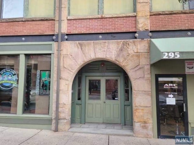 295 Bloomfield Ave Apt 9, Montclair, NJ 07042
