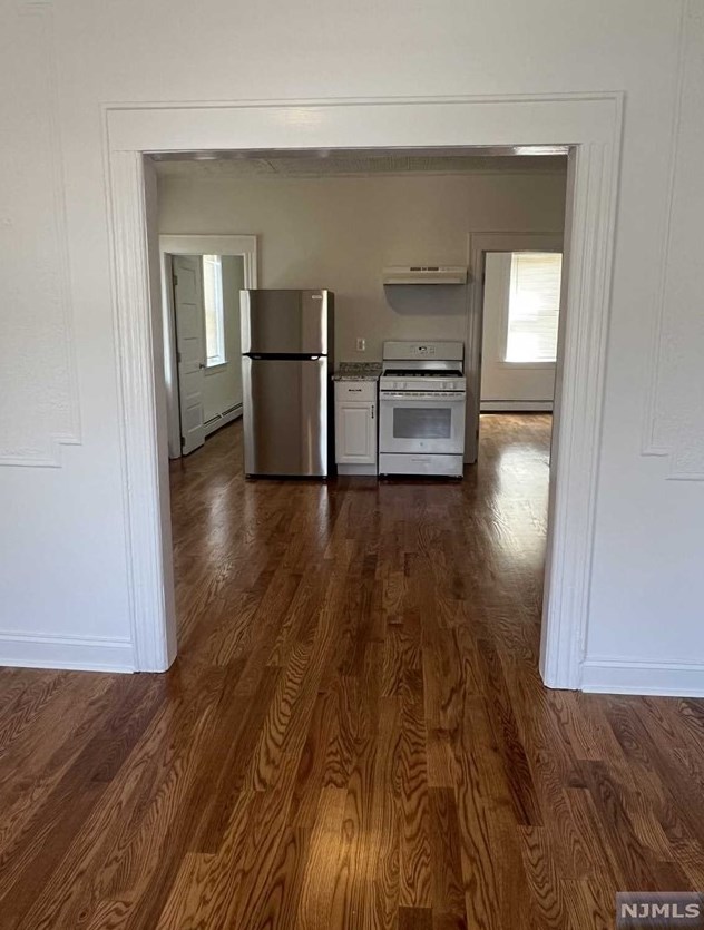 344 Macarthur Ave #1, Outwater, NJ 07026