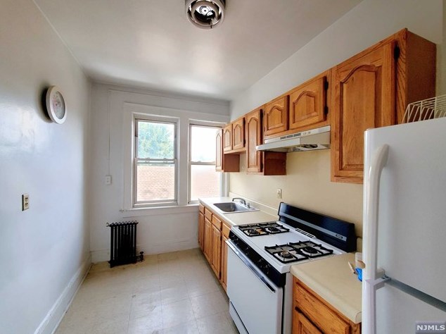 20 East Brinkerhoff Ave #5, Palisades Park, NJ 07650
