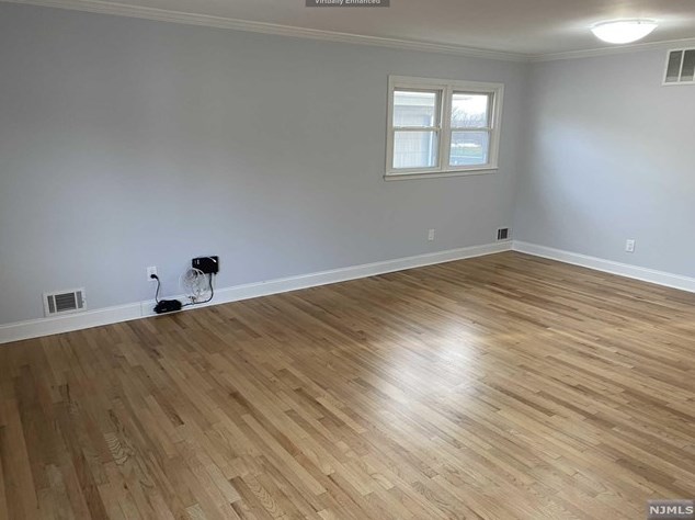 42 S Midland Ave, Kearny, NJ 07032