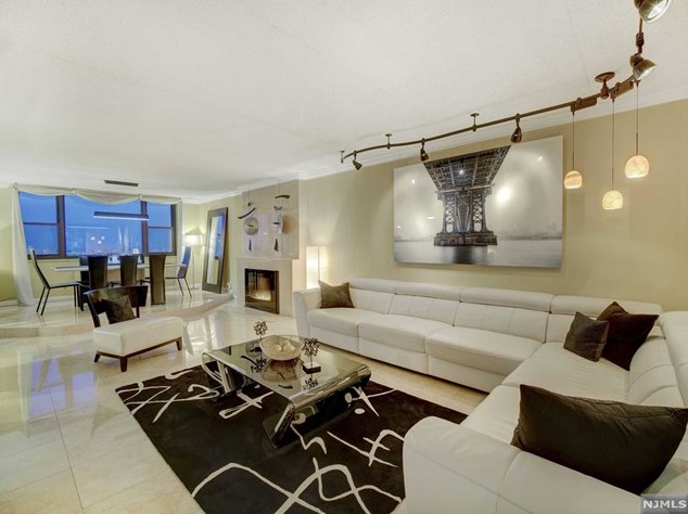 250 Gorge Rd #25j, Cliffside Park, NJ 07010