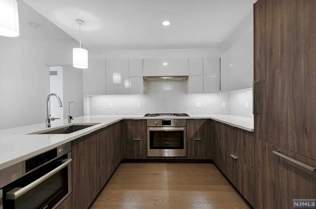 9 Ave At Port Imperial #619, West New York, NJ 07093