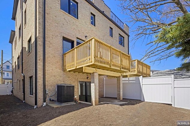 235 Grant Ave #b, Cliffside Park, NJ 07010