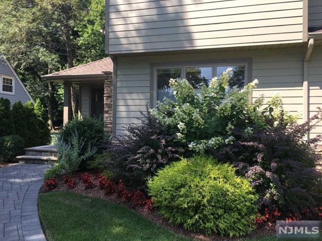 107 Palmer Ave, Tenafly NJ  07670-2639 exterior