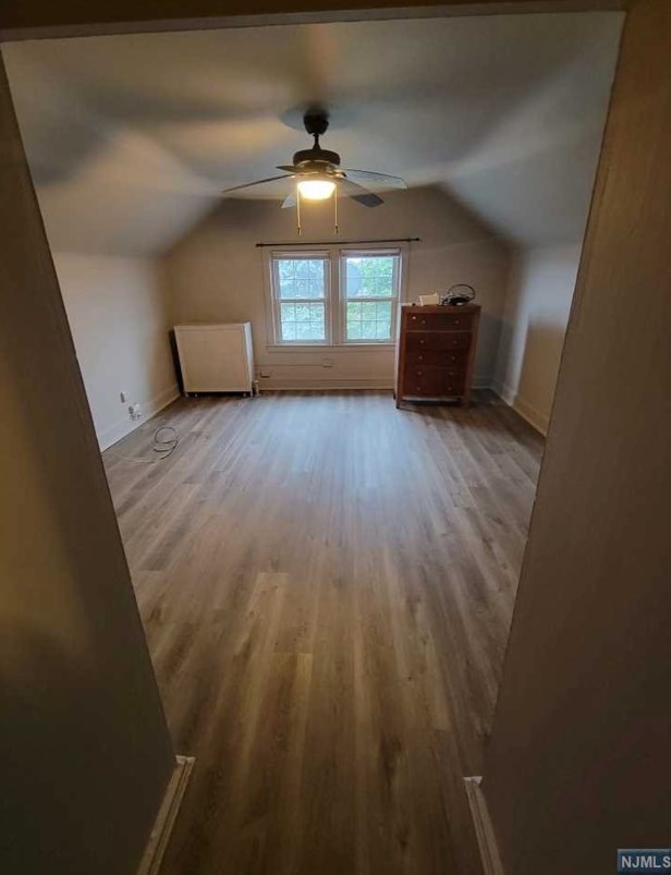 611 Marin Ave #2nd Floor, Lyndhurst, NJ 07071