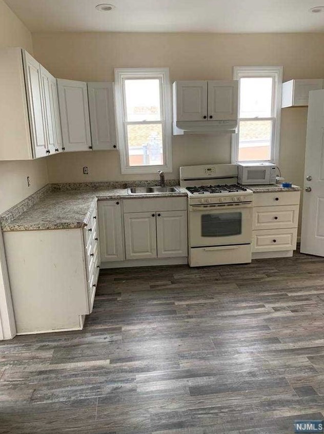 71 Gaston Ave #2f, Outwater, NJ 07026