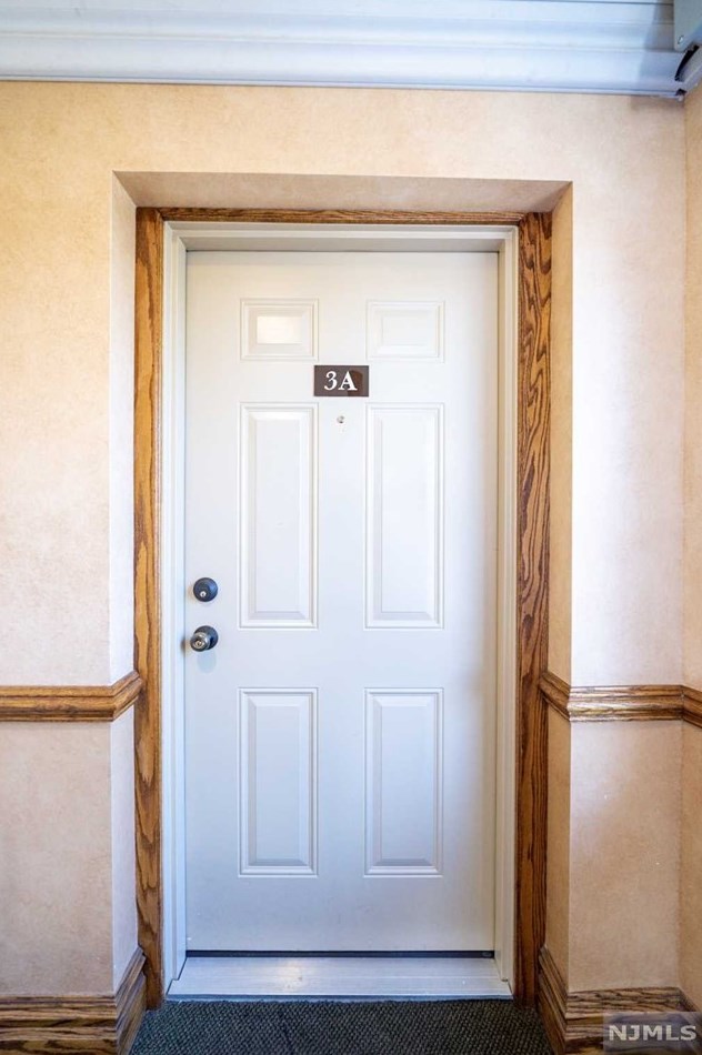 270 Grand Ave #3a, Palisades Park, NJ