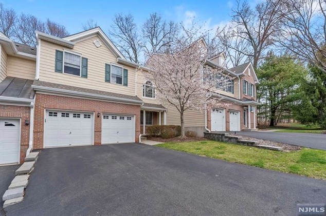 42 Pine Lake Terrace, Westwood, NJ 07675