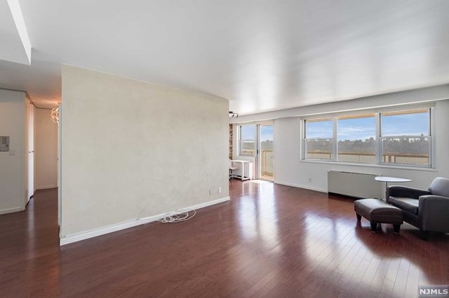 6600 Blvd E #6b, West New York, NJ 07093