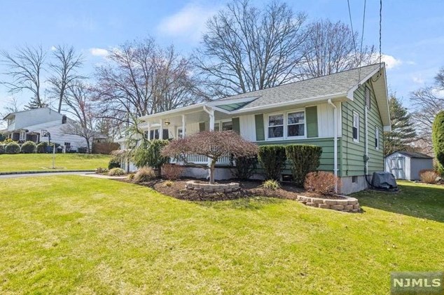 662 Fern St, Westwood, NJ 07676
