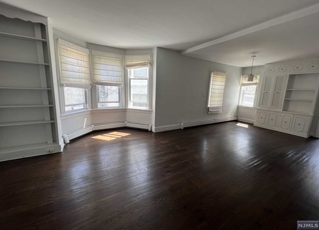 206 Bellevue Ave #1, Montclair, NJ 07043