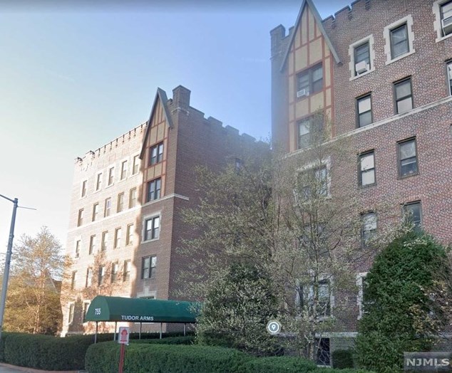 755 Anderson Ave #3g, Cliffside Park, NJ 07010