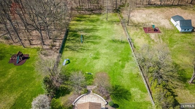 14 Greenbrook Rd, West Caldwell NJ  07006-4320 exterior