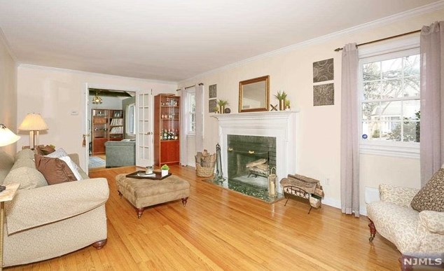 700 Ackerman Ave, Ridgewood, NJ 07452