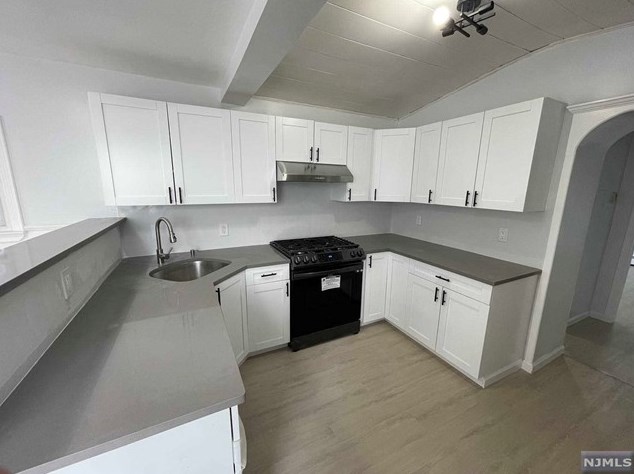 14 Hamilton Ave #1, Lodi, NJ 07644