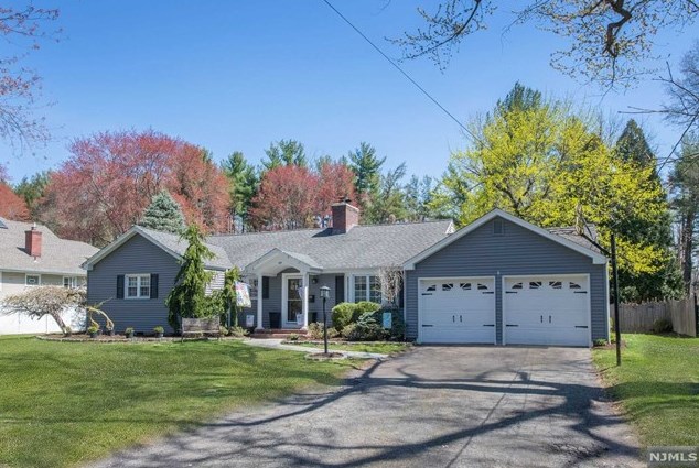 69 Bogerts Mill Rd, Harrington Park, NJ 07640