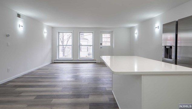 5311 Boulevard E #4, West New York, NJ 07093