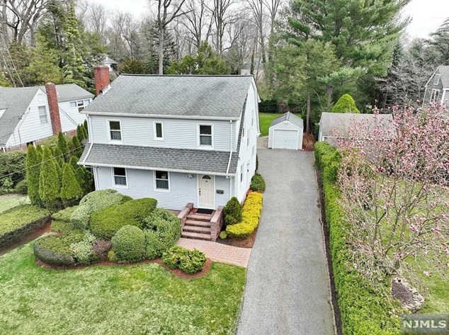 24 Palmer Ave, Tenafly, NJ 07670-2508