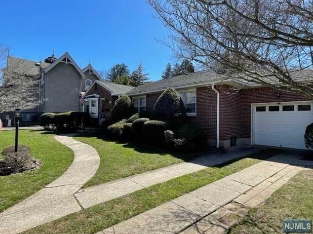 244 Durie Ave, Closter, NJ 07624