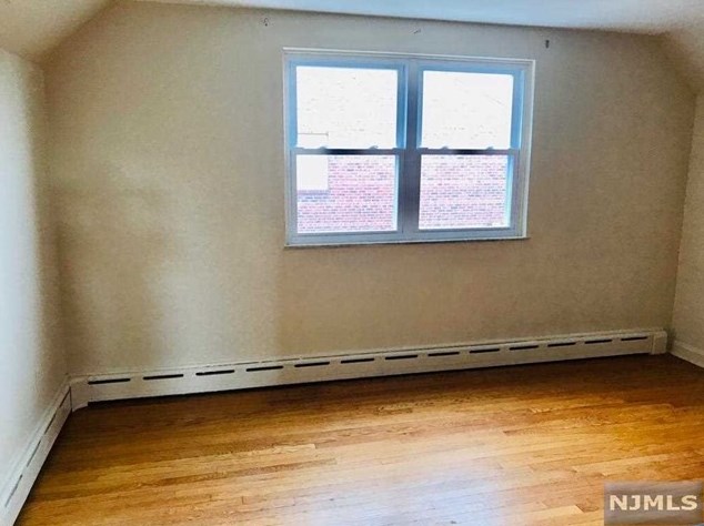 411 Kennedy Dr, Fairview, NJ 07022