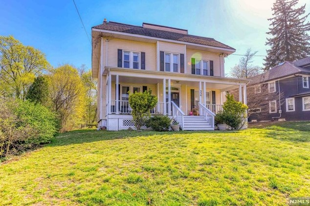 336 Cedar Ave, Ridgewood, NJ 07450