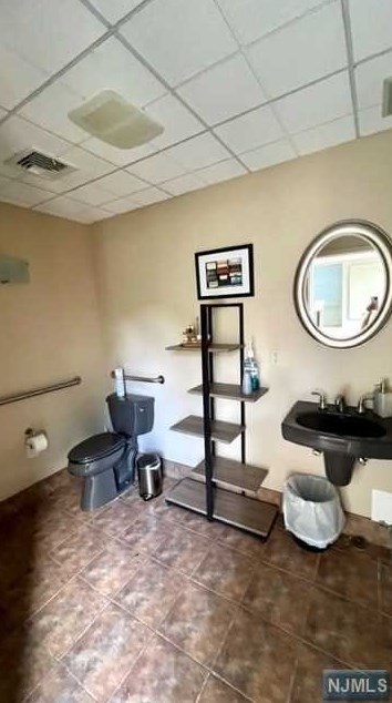 19 Phelps Ave, Tenafly NJ  07670-2819 exterior