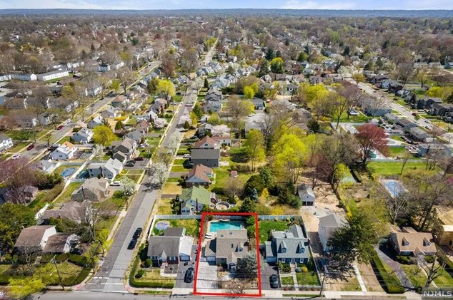 967 River Rd, N Milford, NJ 07646