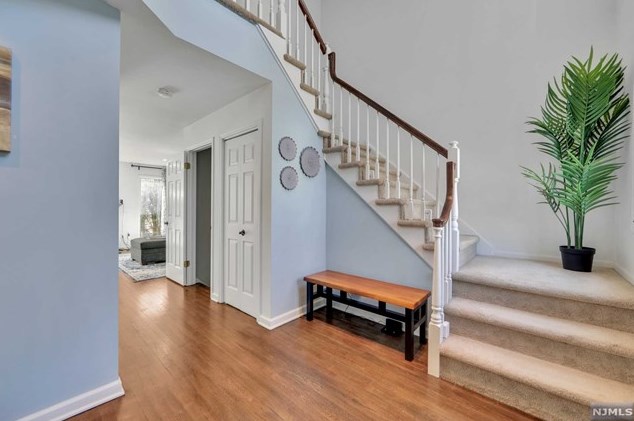 7 Easedale Rd, Wayne NJ  07470-2484 exterior