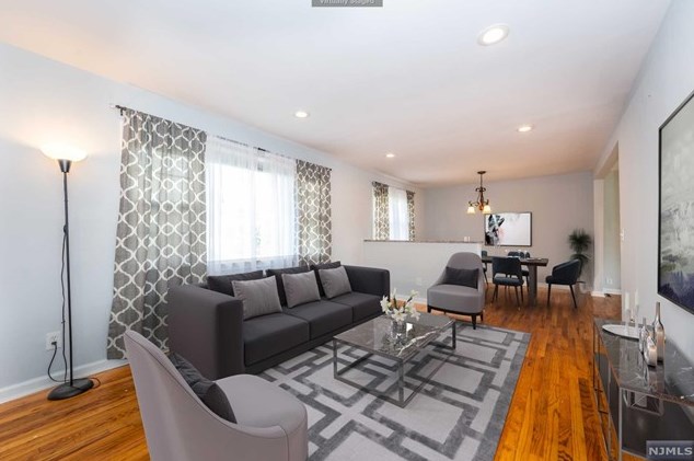 268 Hayes Dr, Saddle Brook, NJ 07663-5036