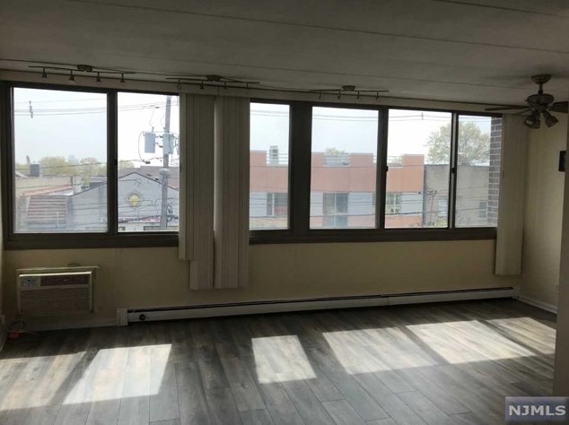 515 Anderson Ave Apt 3e, Cliffside Park, NJ